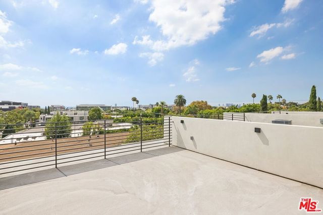 1227 N Formosa Avenue 2, West Hollywood, CA 90046