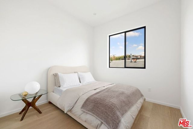 1227 N Formosa Avenue 2, West Hollywood, CA 90046