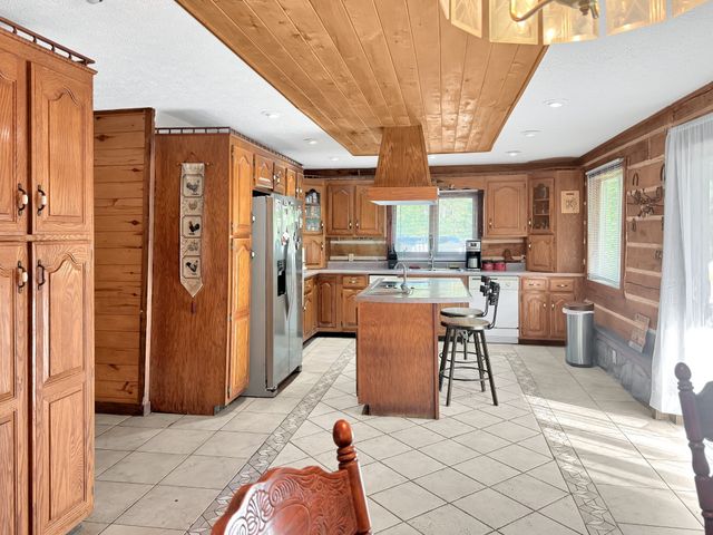 480 Hickman Shores Rd, Dover, TN 37058