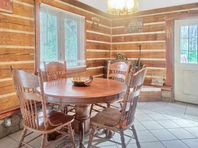 480 Hickman Shores Rd, Dover, TN 37058