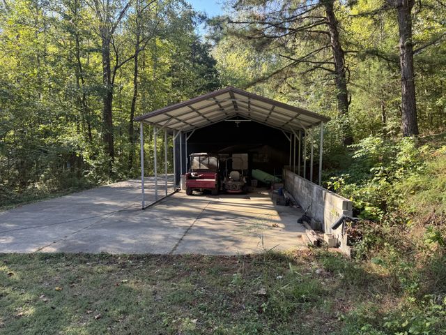 480 Hickman Shores Rd, Dover, TN 37058