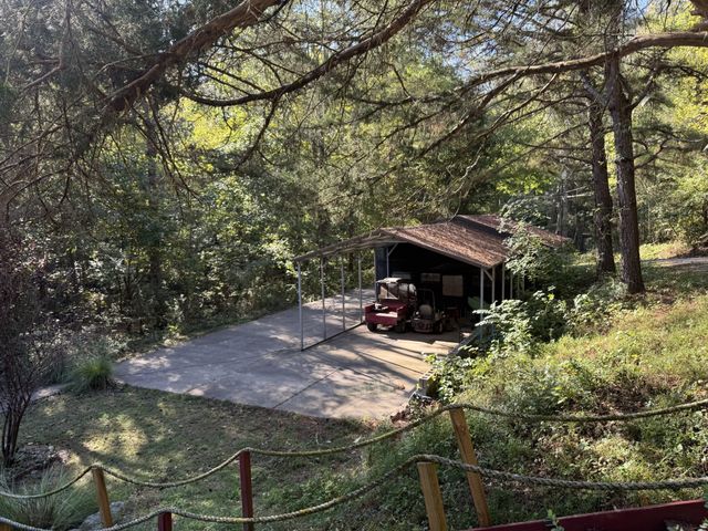 480 Hickman Shores Rd, Dover, TN 37058