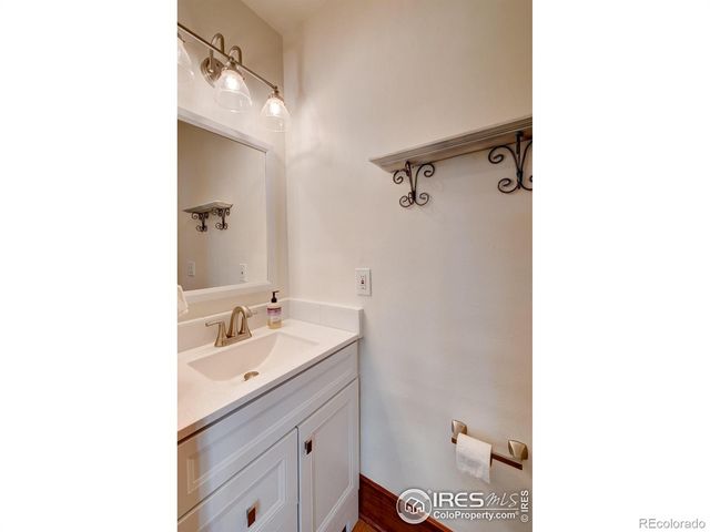 315 W 8th Street, Loveland, CO 80537