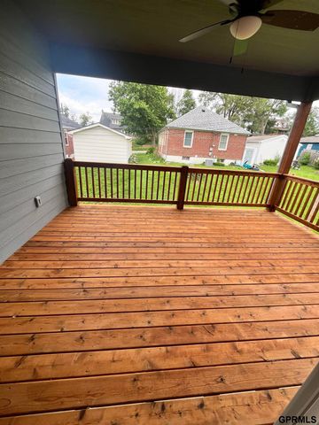 1010 Avenue E, Plattsmouth, NE 68048