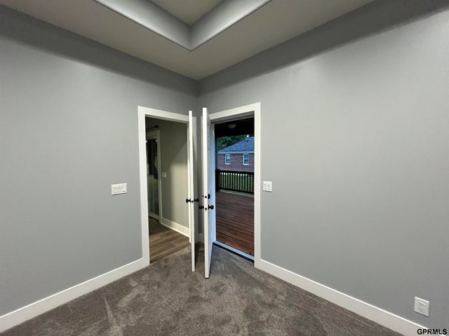 1010 Avenue E, Plattsmouth, NE 68048