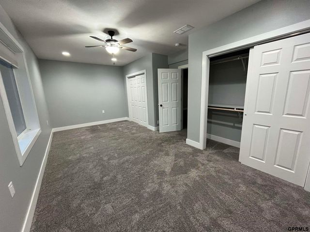 1010 Avenue E, Plattsmouth, NE 68048