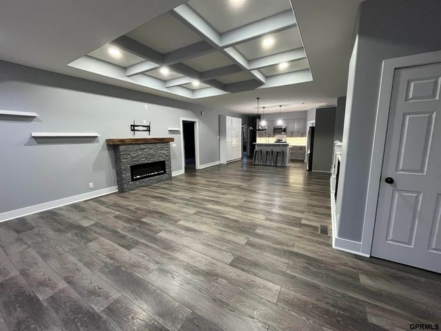 1010 Avenue E, Plattsmouth, NE 68048
