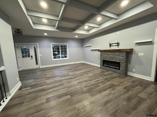 1010 Avenue E, Plattsmouth, NE 68048