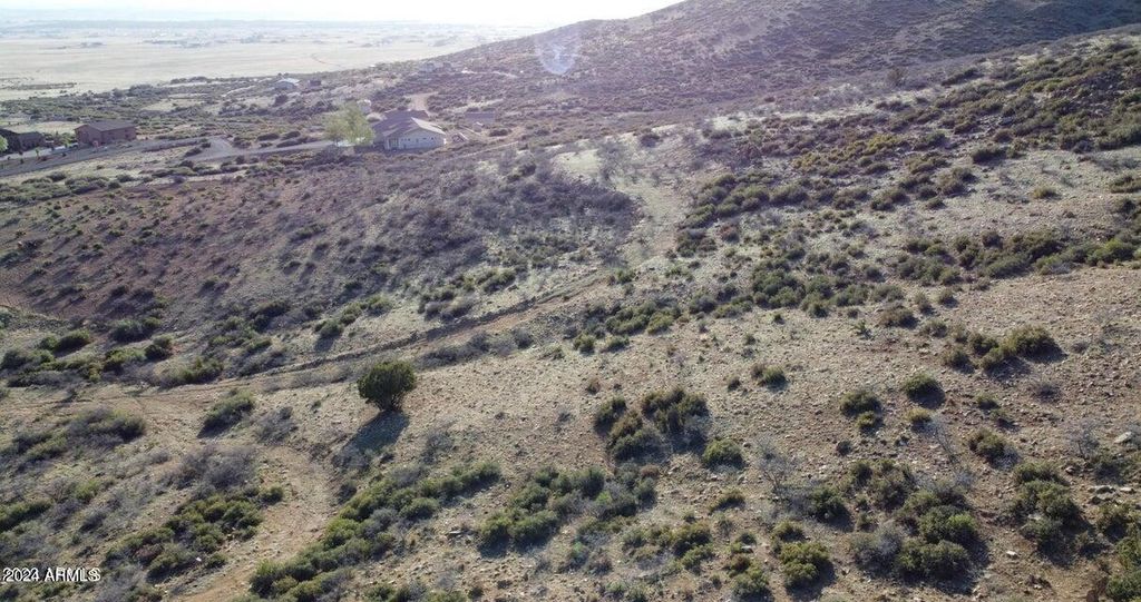 Image 6 of property listing at 10690 E Woven Gold Way 54, Prescott Valley, AZ 86314
