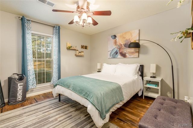 2715 Forest, Northport, AL 35476