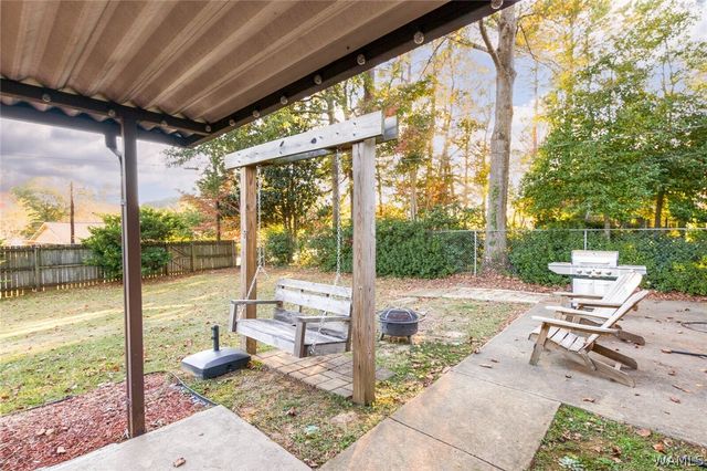 2715 Forest, Northport, AL 35476