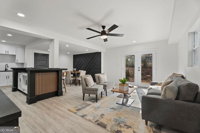 30 Roseberry Drive, Stockbridge, GA 30281