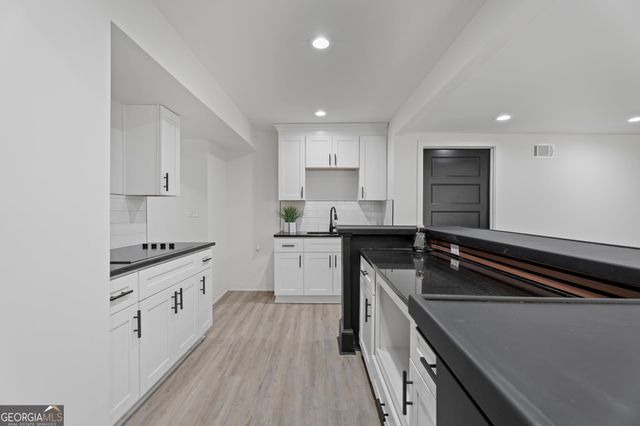 30 Roseberry Drive, Stockbridge, GA 30281