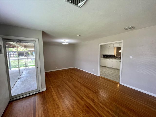 617 Fostoria Lane, Houston, TX 77076