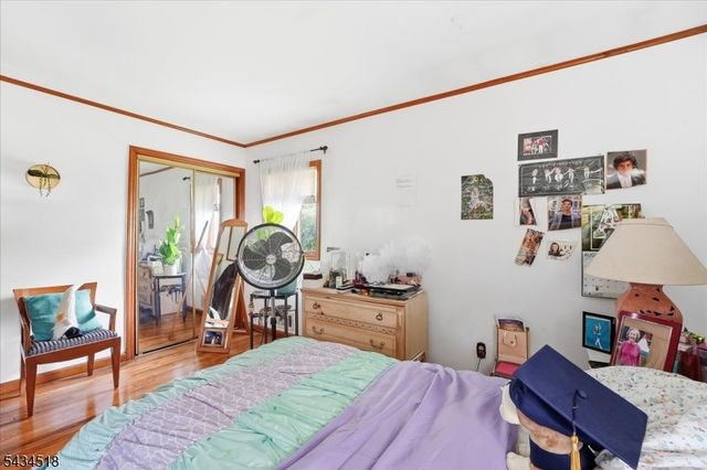 160 Hayes Ave, Clark Twp., NJ 07066