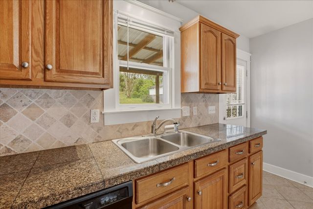 2407 Inga St, Nashville, TN 37206