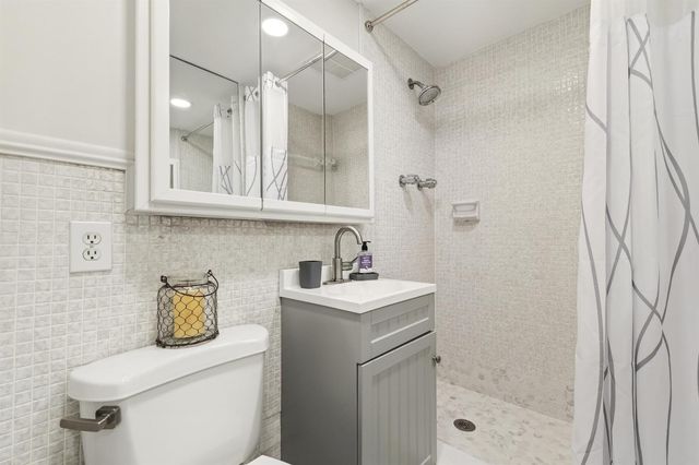 68 YACHT CLUB Drive 20, North Palm Beach, FL 33408