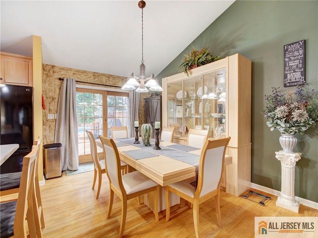 16 Marlow Road, East Brunswick, NJ 08816