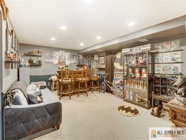 16 Marlow Road, East Brunswick, NJ 08816