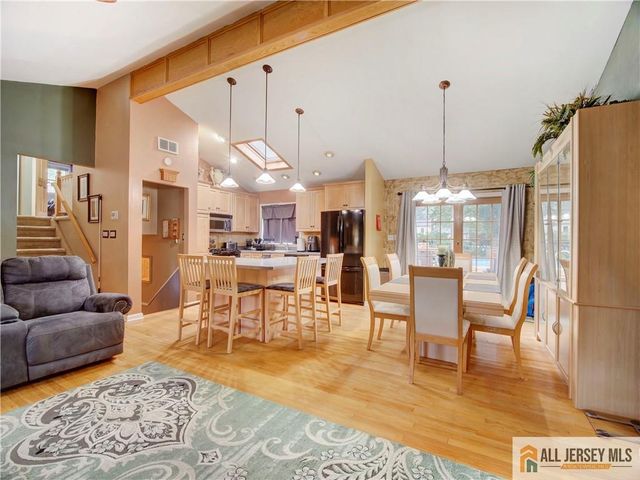 16 Marlow Road, East Brunswick, NJ 08816