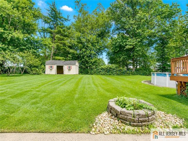 16 Marlow Road, East Brunswick, NJ 08816