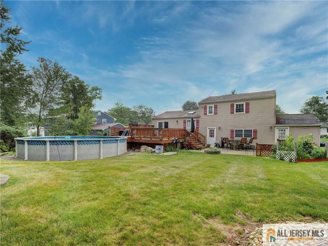 16 Marlow Road, East Brunswick, NJ 08816