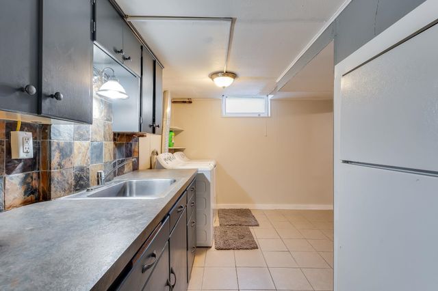 1024 S Vassar St, Wichita, KS 67218