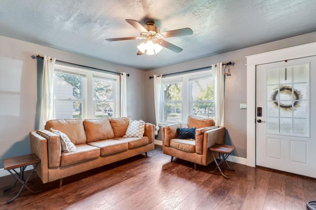 1024 S Vassar St, Wichita, KS 67218