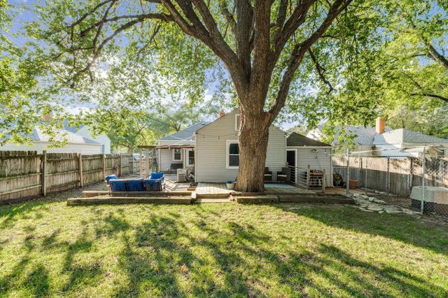 1024 S Vassar St, Wichita, KS 67218