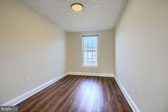 3944 CUTTY SARK RD, Baltimore, MD 21220