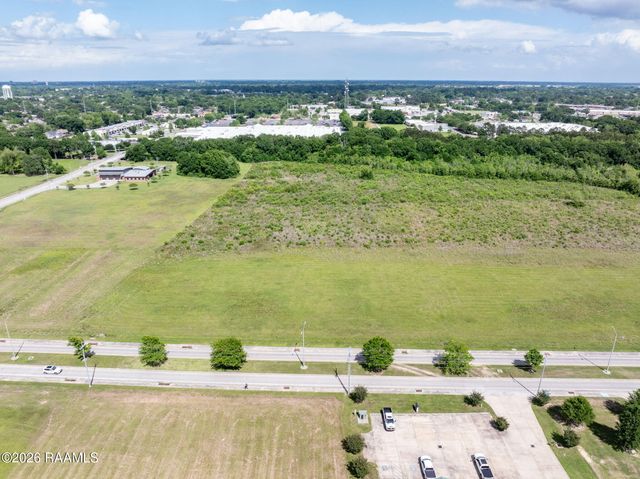 450 Blk S Blk S Domingue Avenue, Lafayette, LA 70506