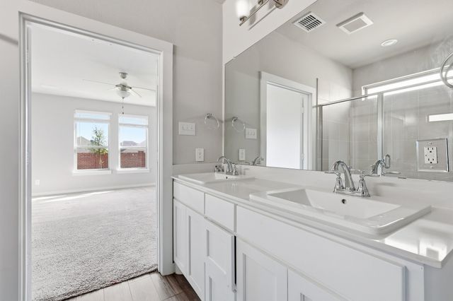 348 Braves Way, Lavon, TX 75166