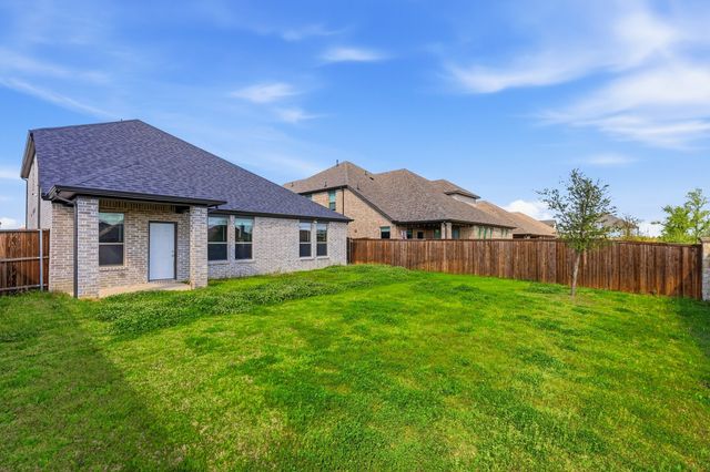 348 Braves Way, Lavon, TX 75166