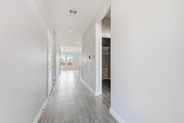 348 Braves Way, Lavon, TX 75166