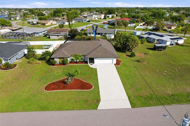 176 N WATERWAY DRIVE NW, Port Charlotte, FL 33952