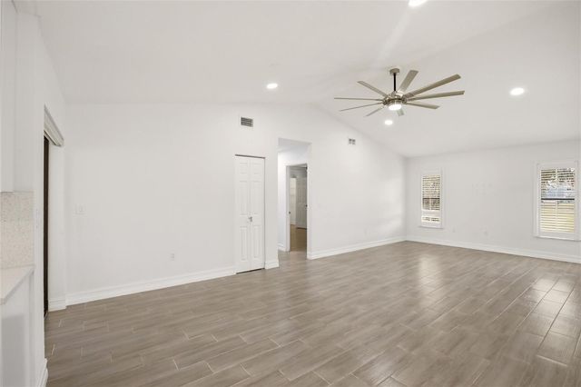 176 N WATERWAY DRIVE NW, Port Charlotte, FL 33952
