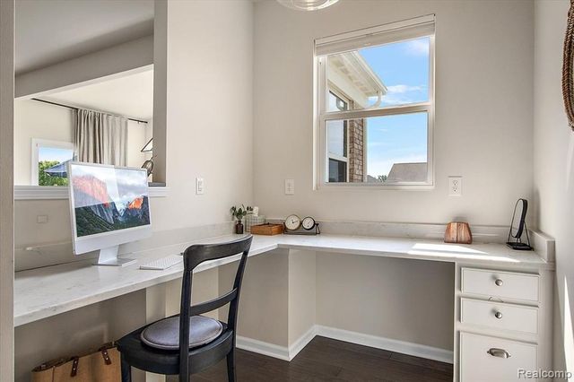 50723 Auburndale Court, Canton, MI 48187