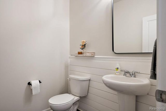 50723 Auburndale Court, Canton, MI 48187