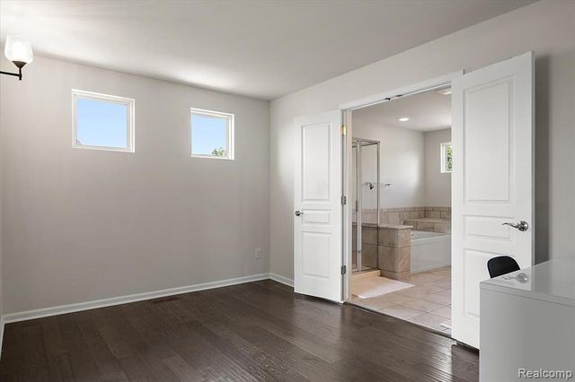 50723 Auburndale Court, Canton, MI 48187