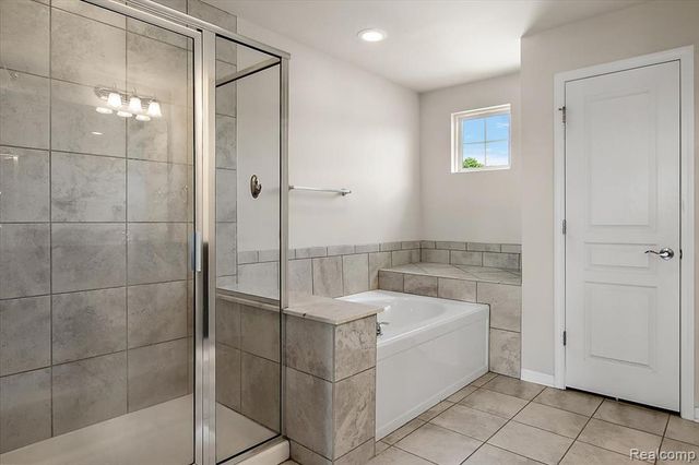 50723 Auburndale Court, Canton, MI 48187