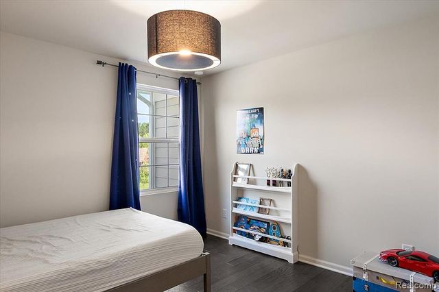 50723 Auburndale Court, Canton, MI 48187