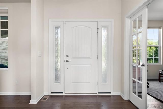 50723 Auburndale Court, Canton, MI 48187