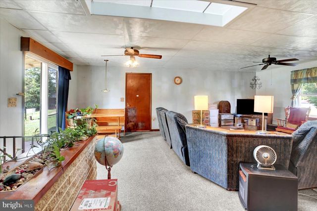 1814 FAIRGROUND RD, Liverpool, PA 17045