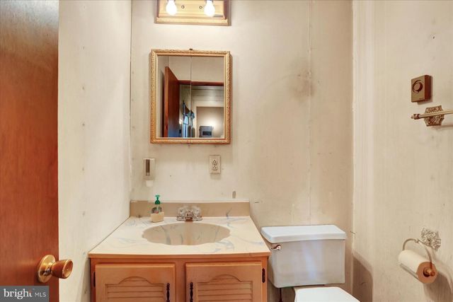 1814 FAIRGROUND RD, Liverpool, PA 17045