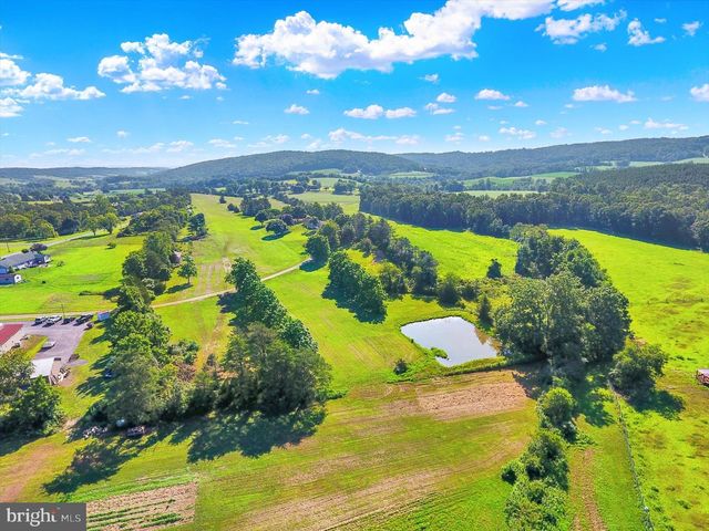 1814 FAIRGROUND RD, Liverpool, PA 17045