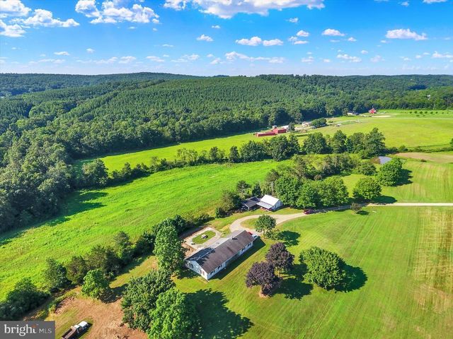 1814 FAIRGROUND RD, Liverpool, PA 17045