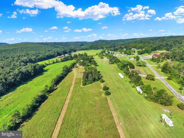 1814 FAIRGROUND RD, Liverpool, PA 17045