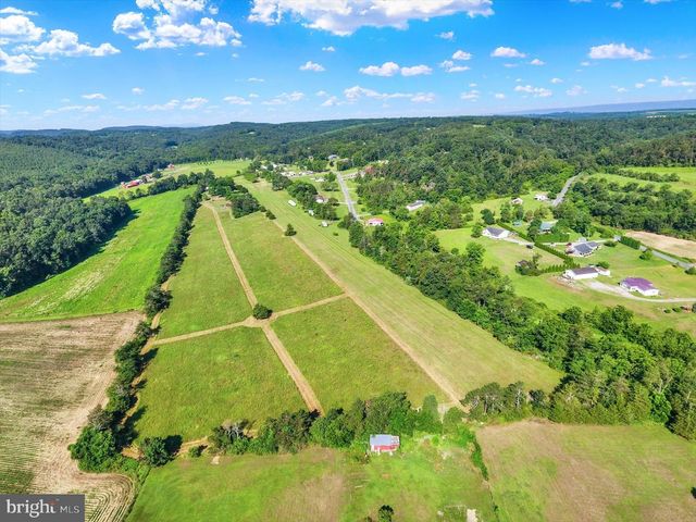 1814 FAIRGROUND RD, Liverpool, PA 17045