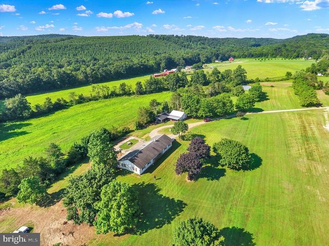 1814 FAIRGROUND RD, Liverpool, PA 17045