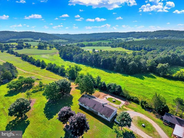 1814 FAIRGROUND RD, Liverpool, PA 17045